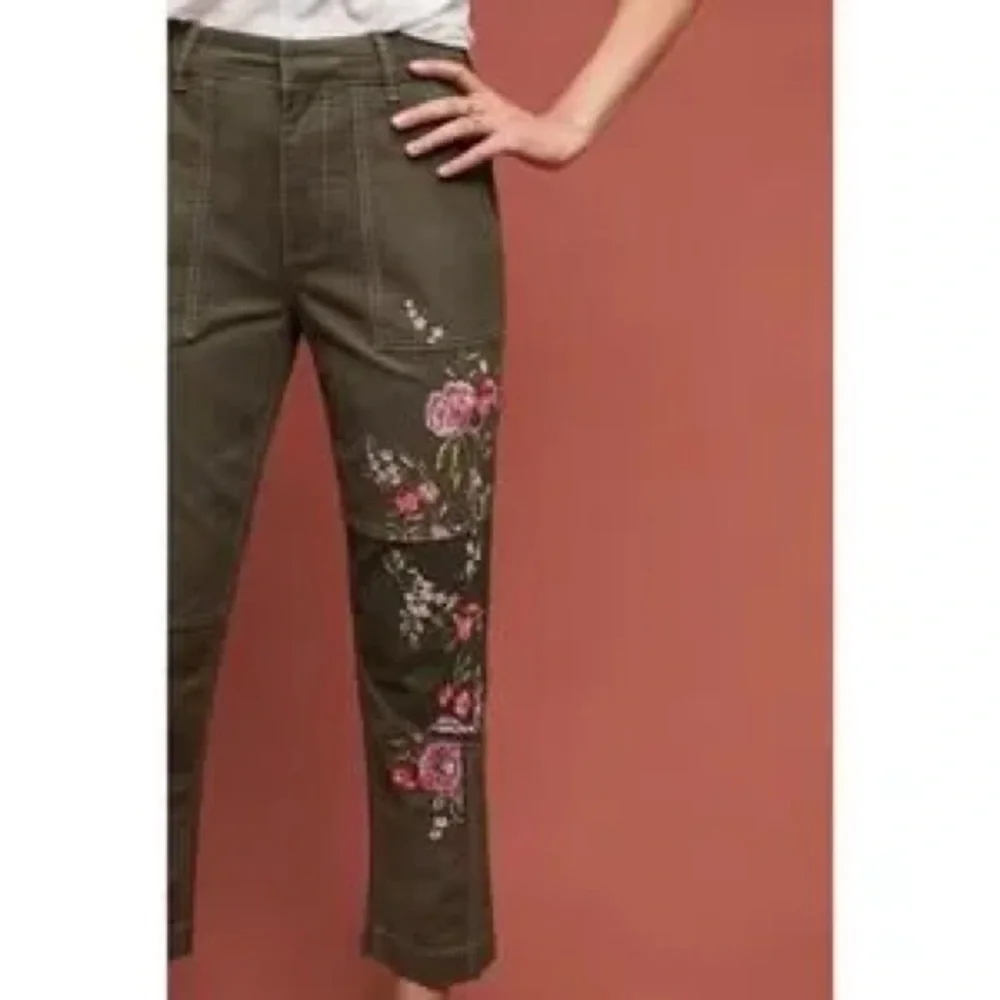By Anthropologie Green Floral Embroidered Cargo Utility Pants Size 27 - Picture 5 of 9
